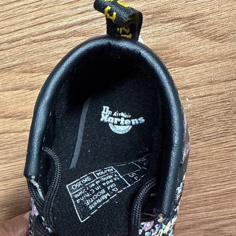Dr Martens Toddler Floral Boots Size 4 US 19 EU Black Lace Up Combat Boots